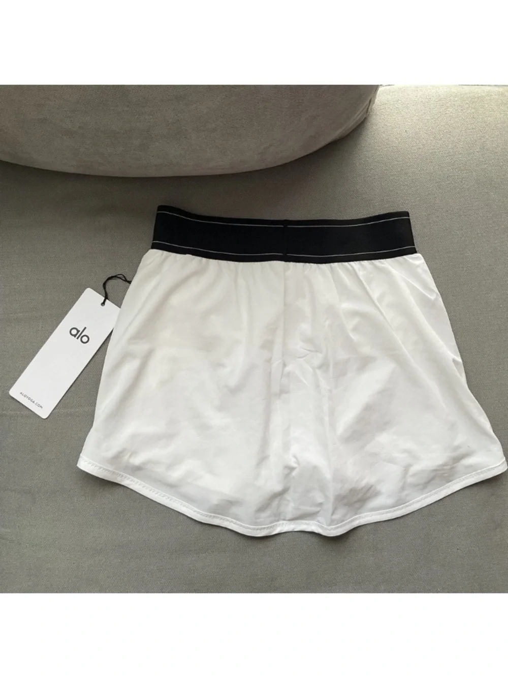 ALO Yoga White Athletic Skort with Black Logo Waistband
